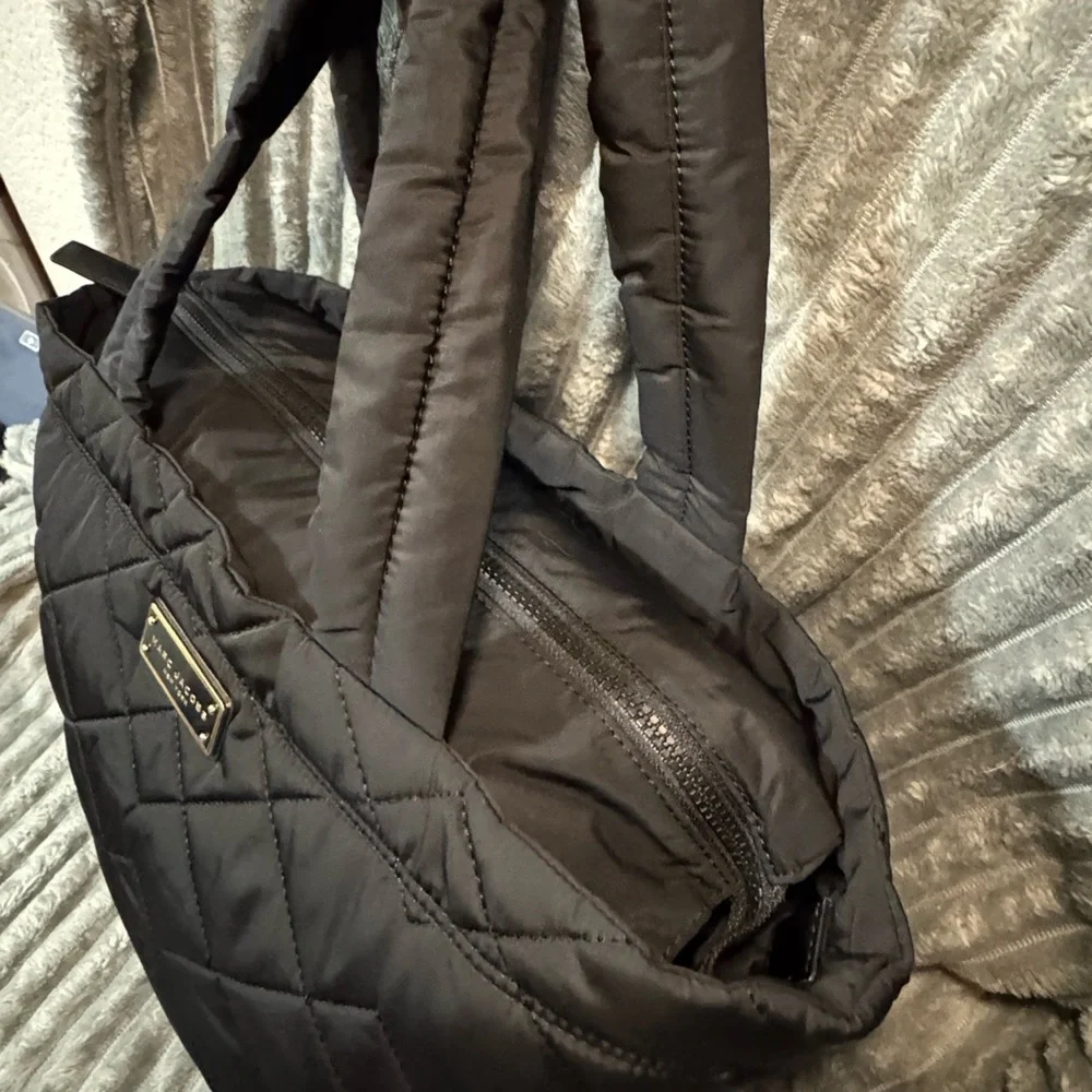 Marc Jacobs Black Quilted Tote Bag - Picture 7 of 14
